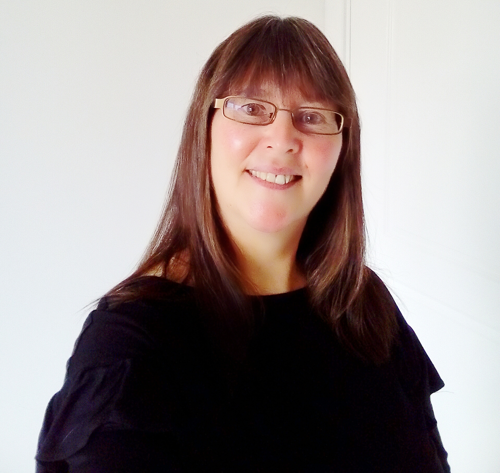 From CBT Therapist to Author: Carol Edwards Shares her Knowledge on Visual Tourettic OCD